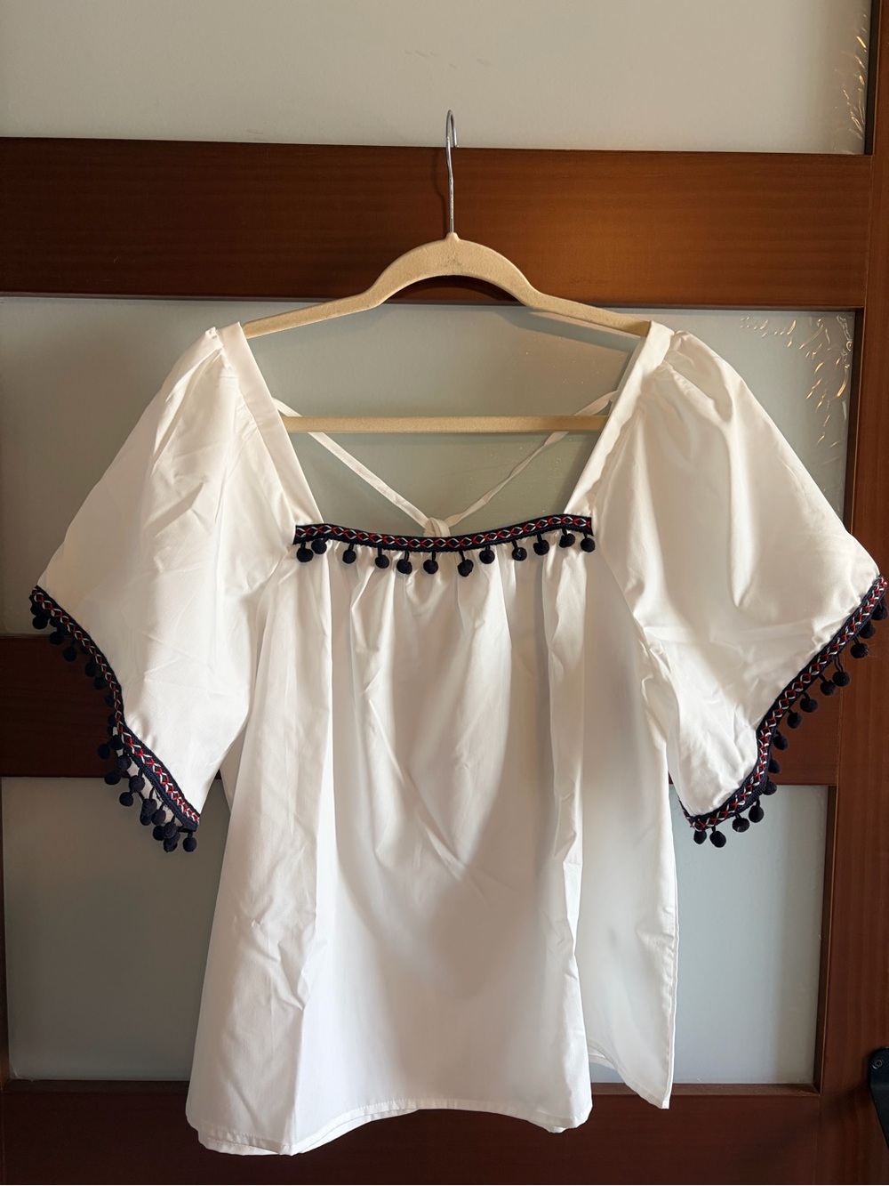 Women’s White Peasant Top with Navy Pom Trim CupShe Size Medium NWT